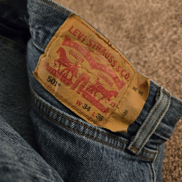 34x36 Levi 501 straight - Picture 5 of 5